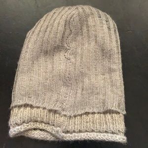 Silence and noise Crocheted slouchy Beanie